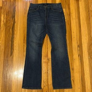 Women’s Flared Jeans